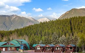 Glacier General Store And Cabins